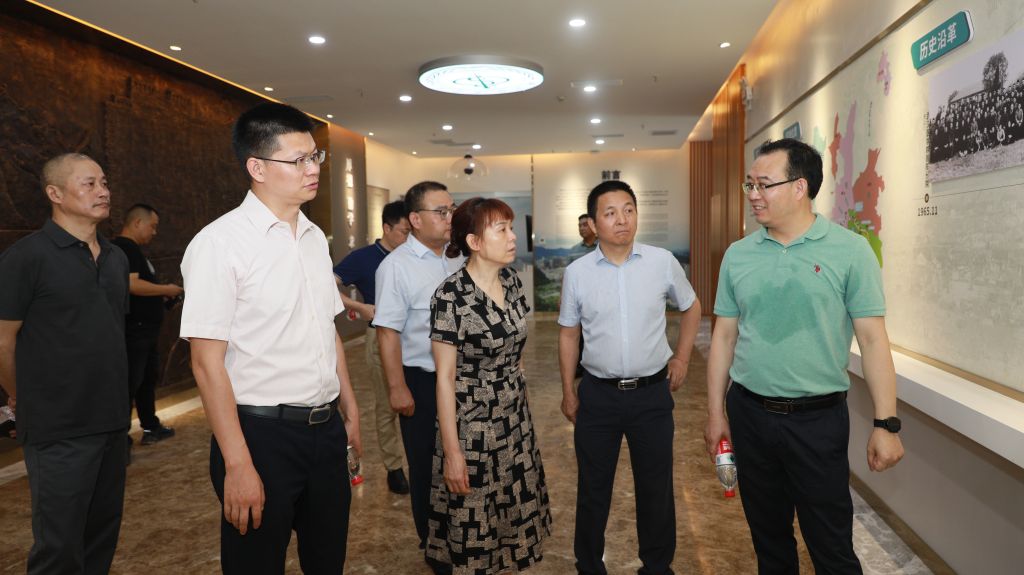 校园参观